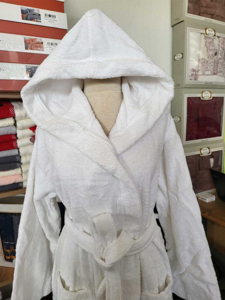  Hotel Bathrobe
